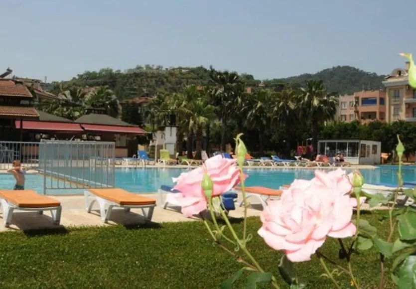 Club Caprice Suites Armutalan Hotel